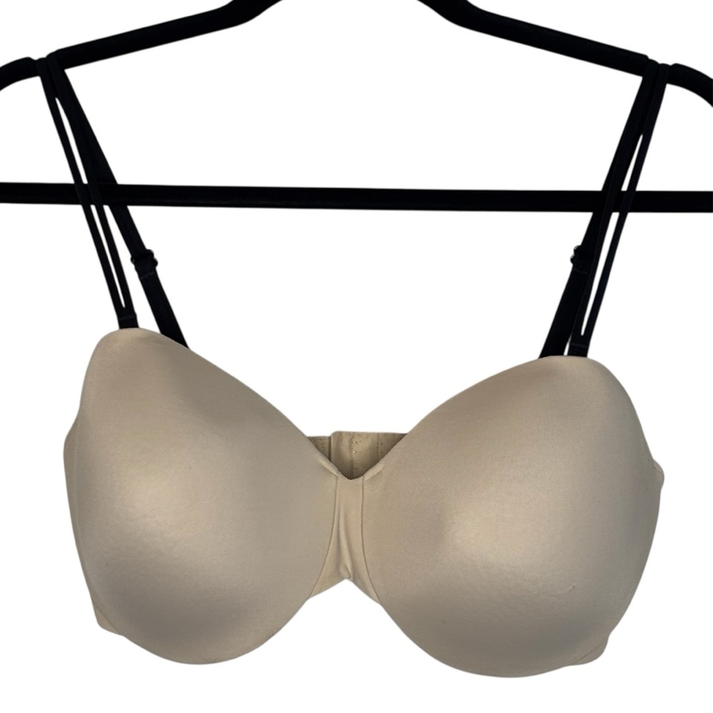 Body by Victoria Ipex Bra Size 36DD Tan Underwire Removable Black Straps Padded